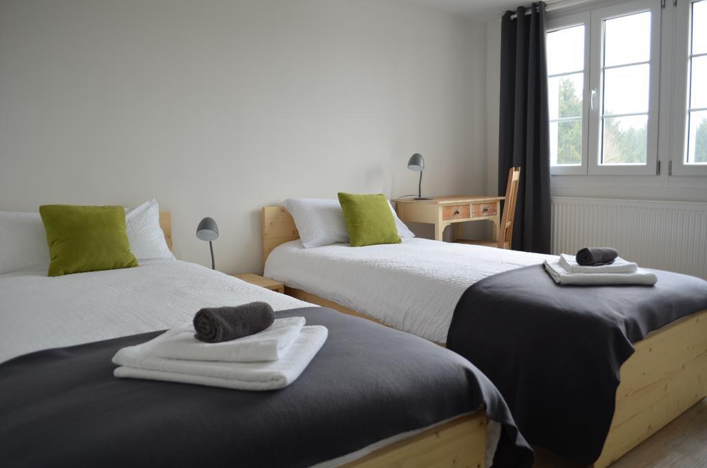 Hotel "Cafe Verkehrt" - Wellcome Motorbiker, Berufsleute Und Reisende Im Schwarzwald Oberhof  Rum bild